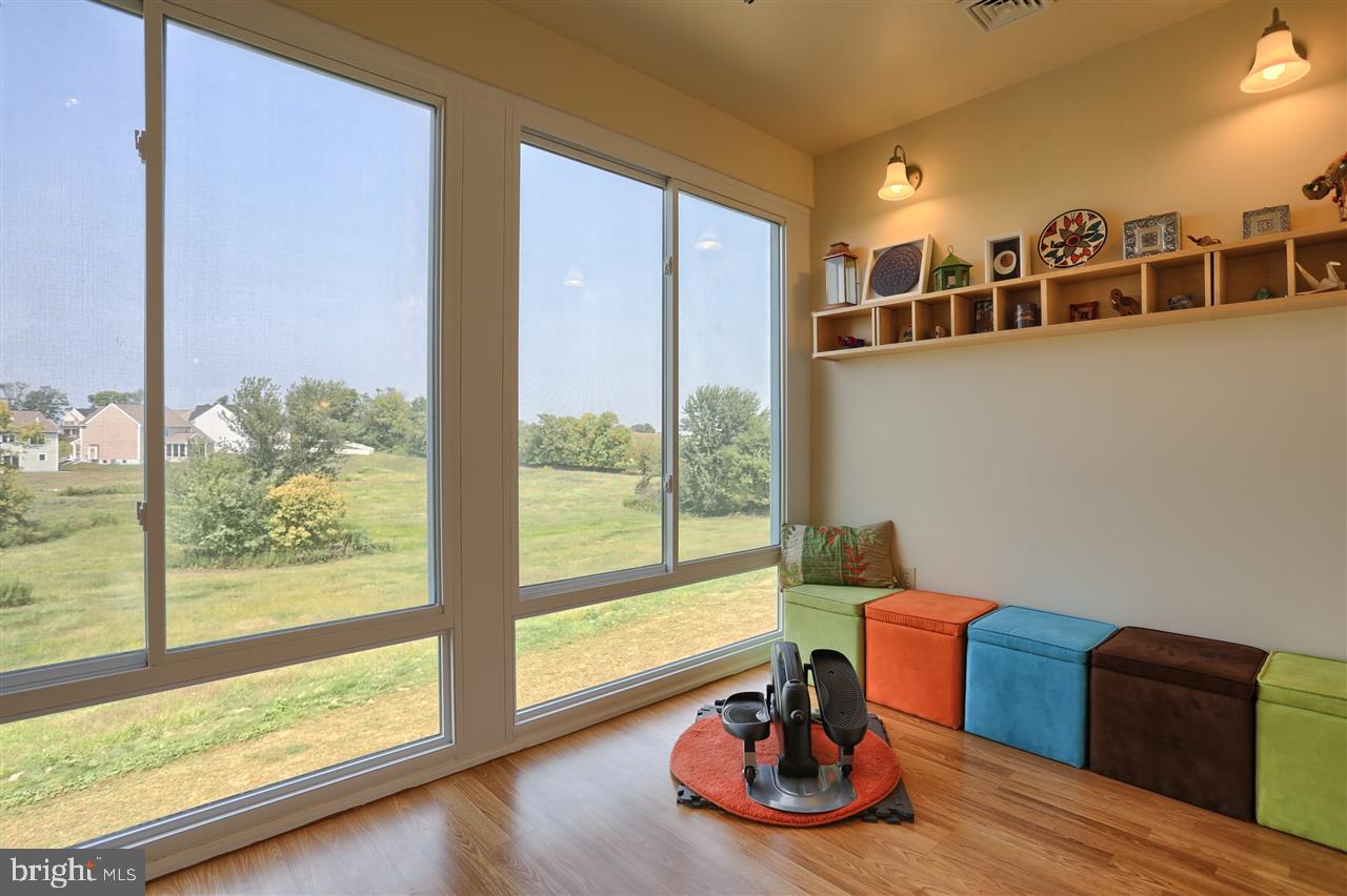 106 Sparrow Road Hummelstown, PA 17036 - Photo 11 of 25 Gallery Image 11
