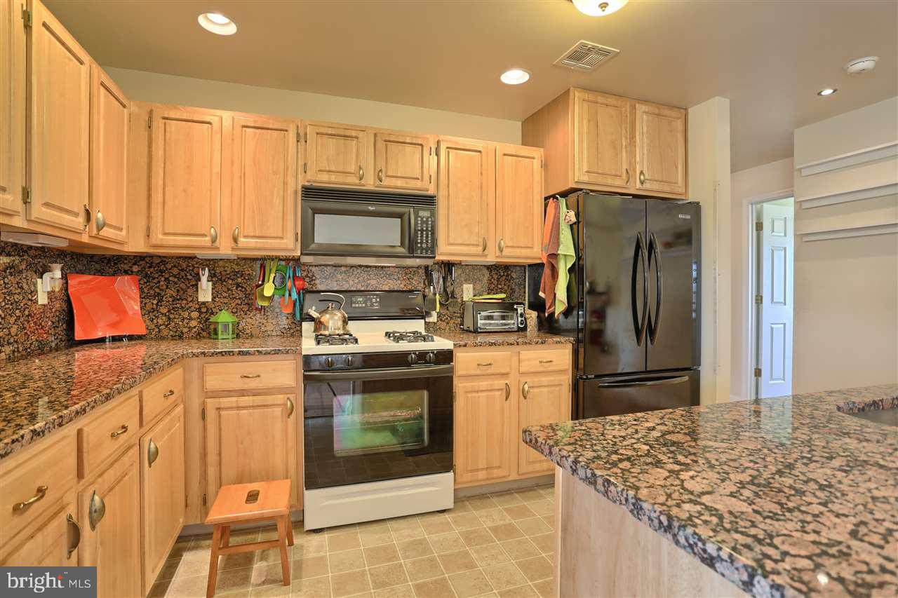 106 Sparrow Road Hummelstown, PA 17036 - Photo 13 of 25 Gallery Image 13