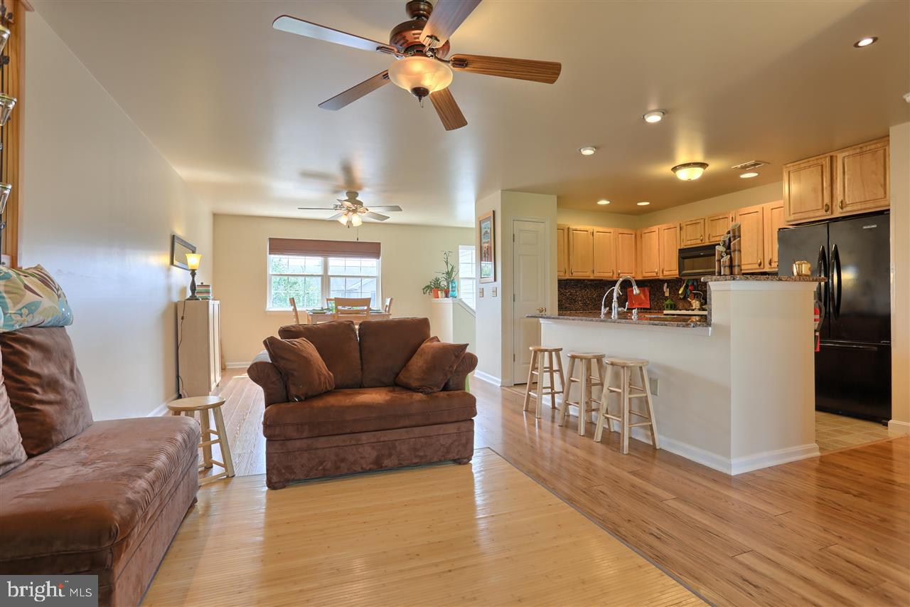 106 Sparrow Road Hummelstown, PA 17036 - Photo 8 of 25 Gallery Image 8