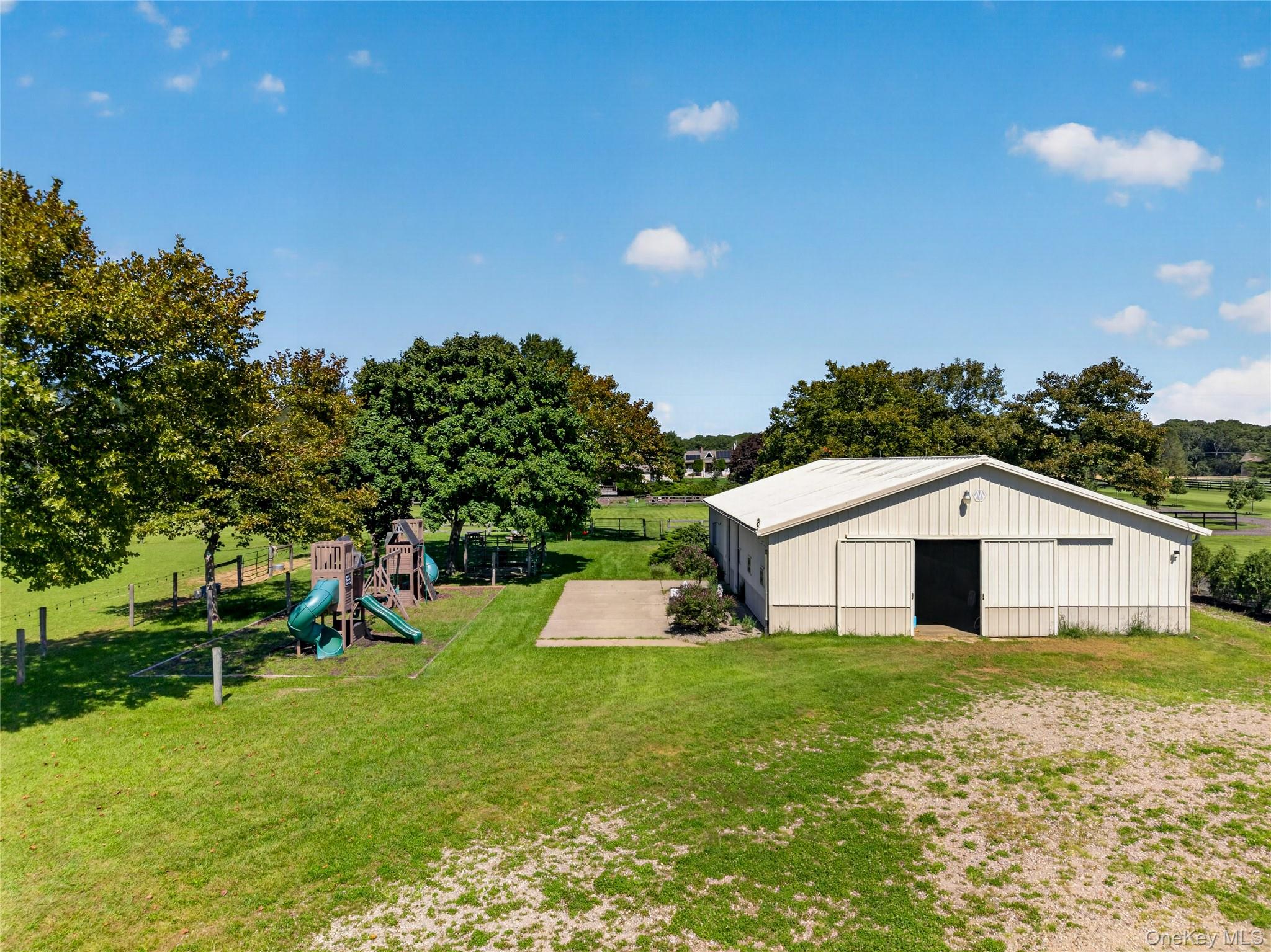 291 Deep Hole Road Calverton, NY 11933 - Photo 36 of 45 Gallery Image 36