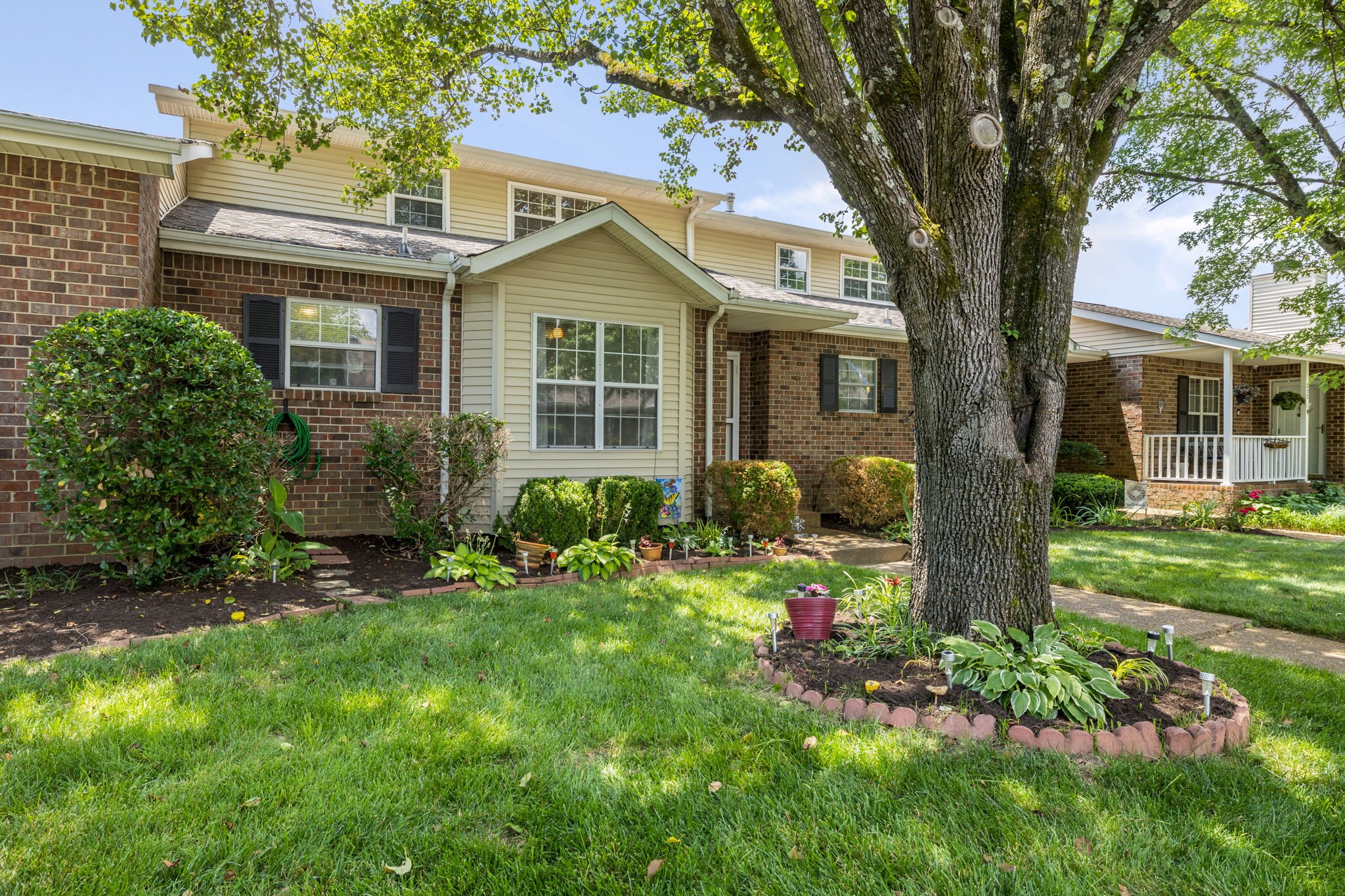236 Pepper Ridge Circle Antioch, TN 37013 - Photo 2 of 29 Gallery Image 2