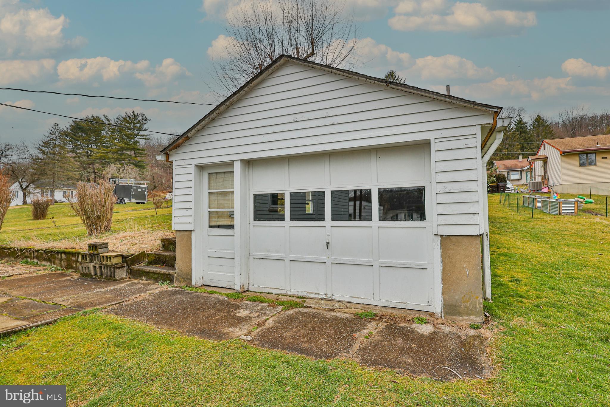 3061 Blacksmith Way Hellertown, PA 18055 - Photo 32 of 37