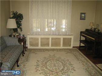 208 Rochelle Avenue Philadelphia, PA 19128 - Photo 2 of 12 Gallery Image 2