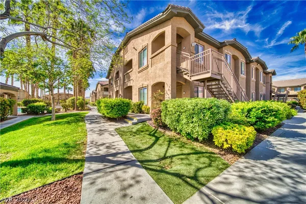 $297,000 | 8985 South Durango Drive, Unit 1105, Las Vegas, NV 89113