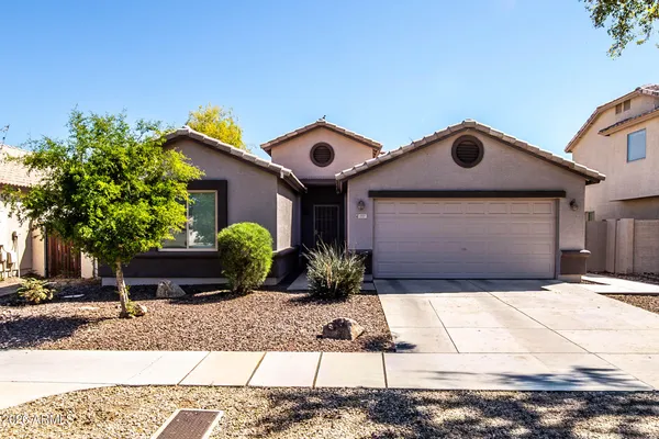 $450,000 | 1717 East Beautiful Lane, Phoenix, AZ 85042