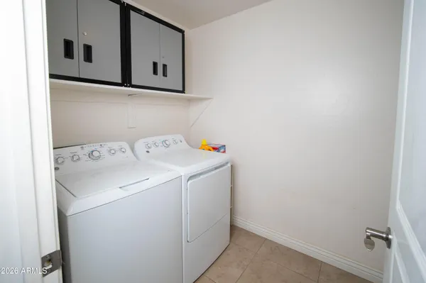 $450,000 | 1717 East Beautiful Lane, Phoenix, AZ 85042