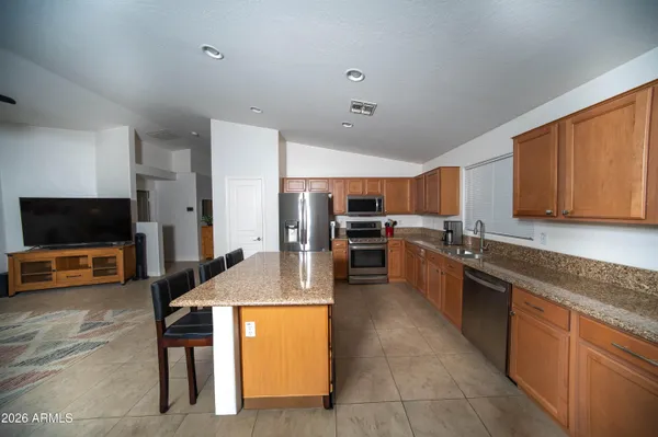 $450,000 | 1717 East Beautiful Lane, Phoenix, AZ 85042