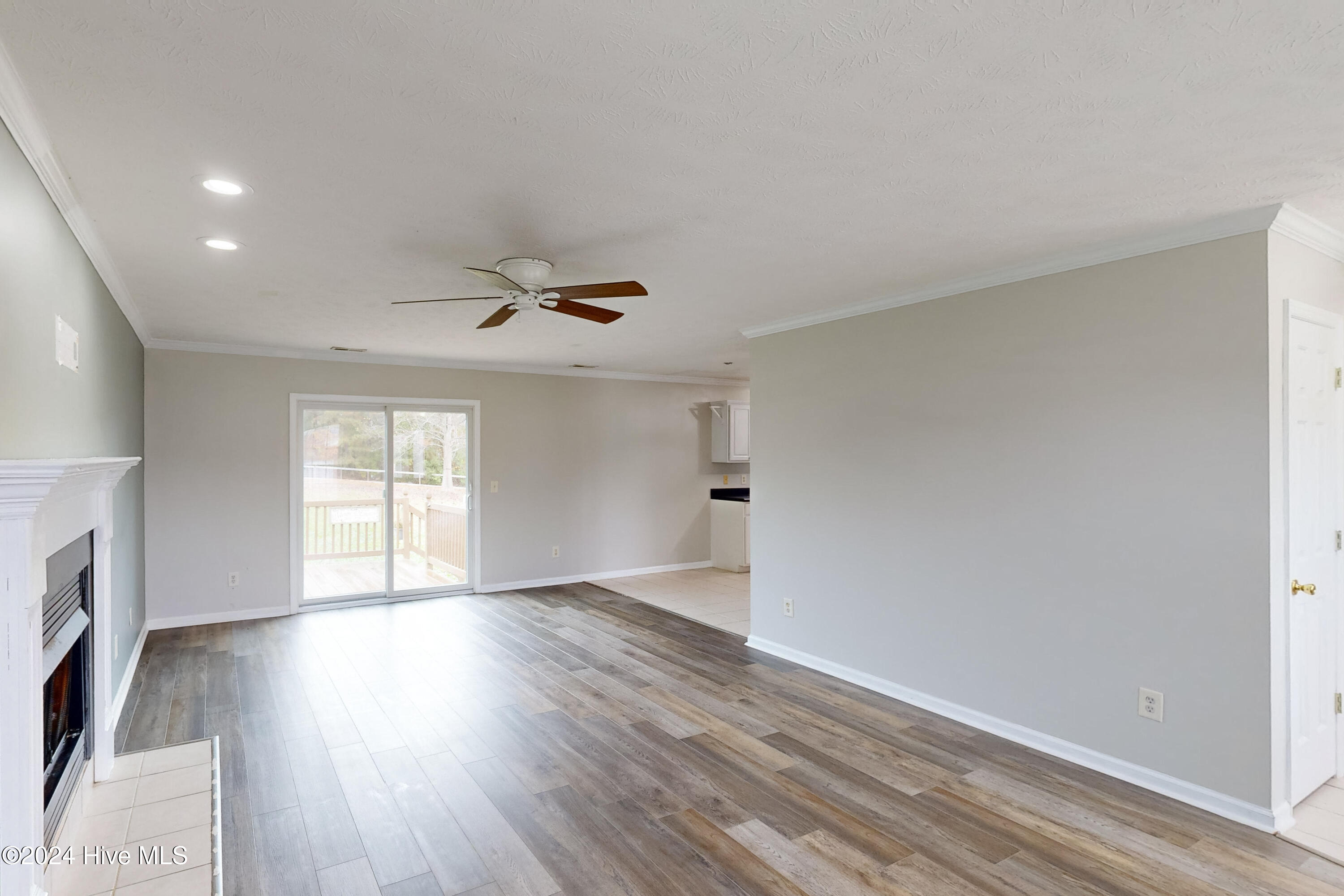 226 Rutherford Way Jacksonville, NC 28540 - Photo 8 of 55 226 Rutherford - Interiors - Edited_26