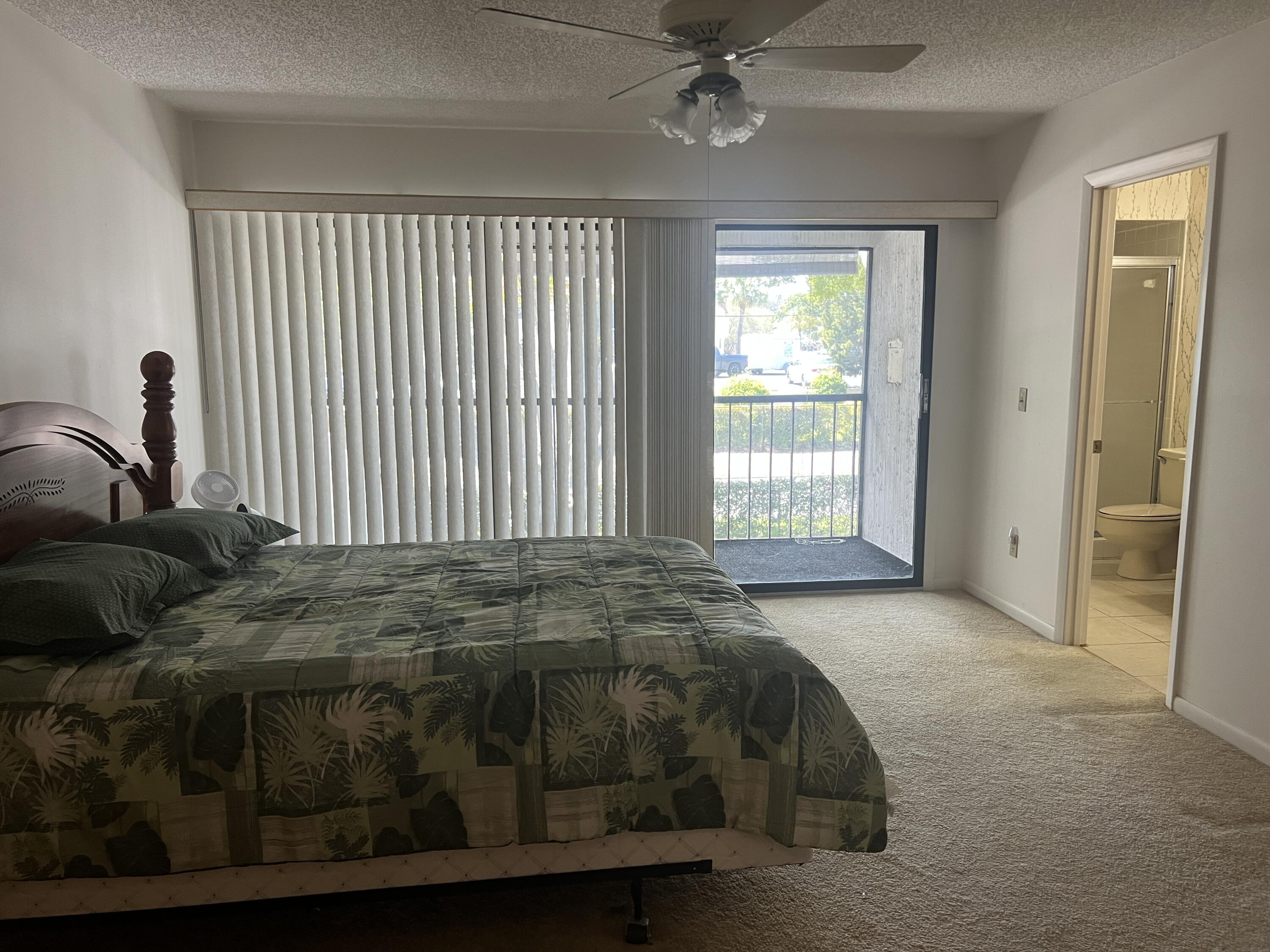 2010 Colonial Road, Unit 5 Fort Pierce, FL 34950 - Photo 7 of 14 E21463D0-B95F-4D0E-A2C6-7E07089C8E56