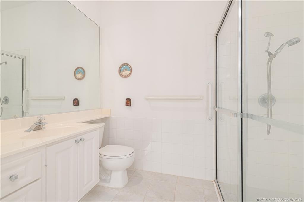 1313 Southwest Balmoral Trace Stuart, FL 34997 - Photo 66 of 70 Current condition - 2 of 2 full Master bathrooms in this Divosta model