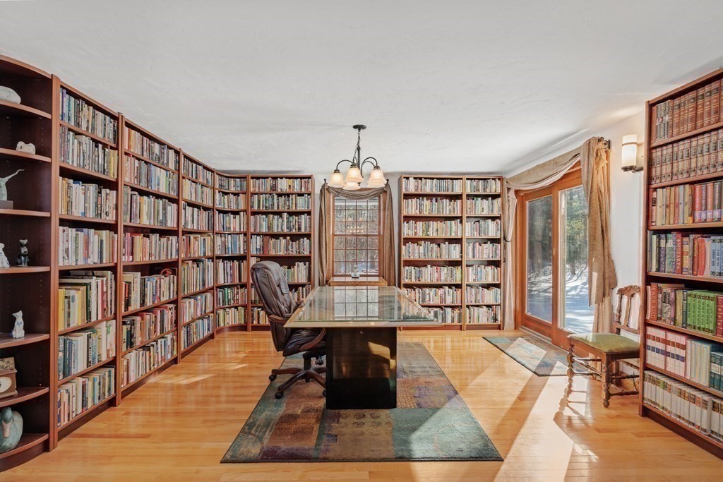 8 Heather Hill Road Acton, MA 01720 - Photo 15 of 35 Gallery Image 15