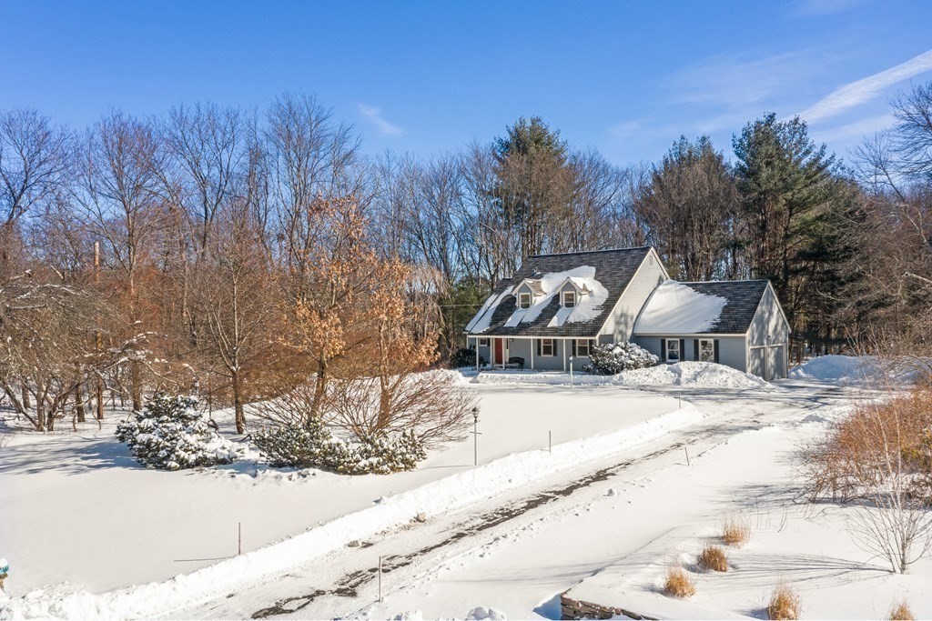 8 Heather Hill Road Acton, MA 01720 - Photo 2 of 35 Gallery Image 2