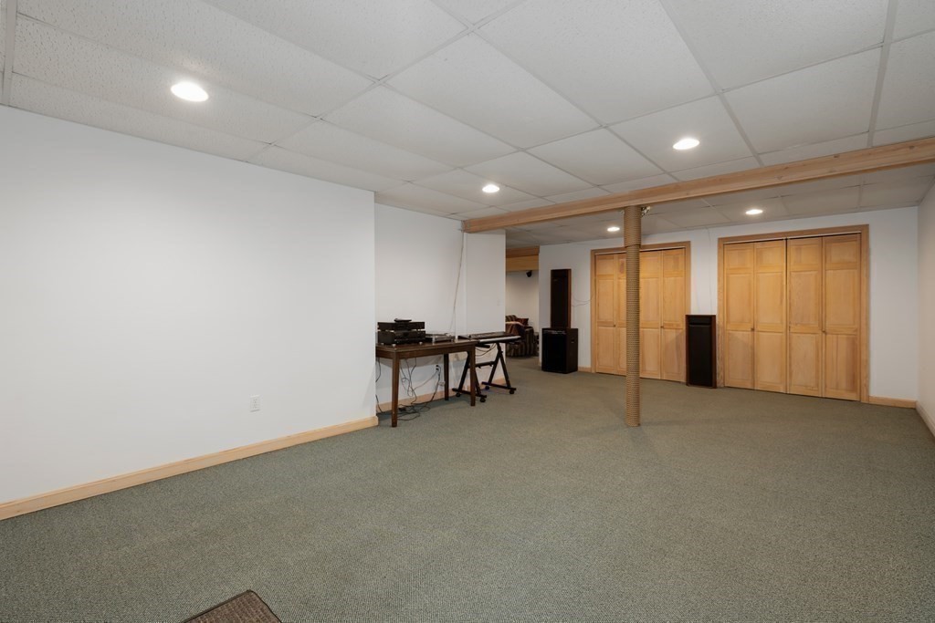 8 Heather Hill Road Acton, MA 01720 - Photo 27 of 35 Gallery Image 27