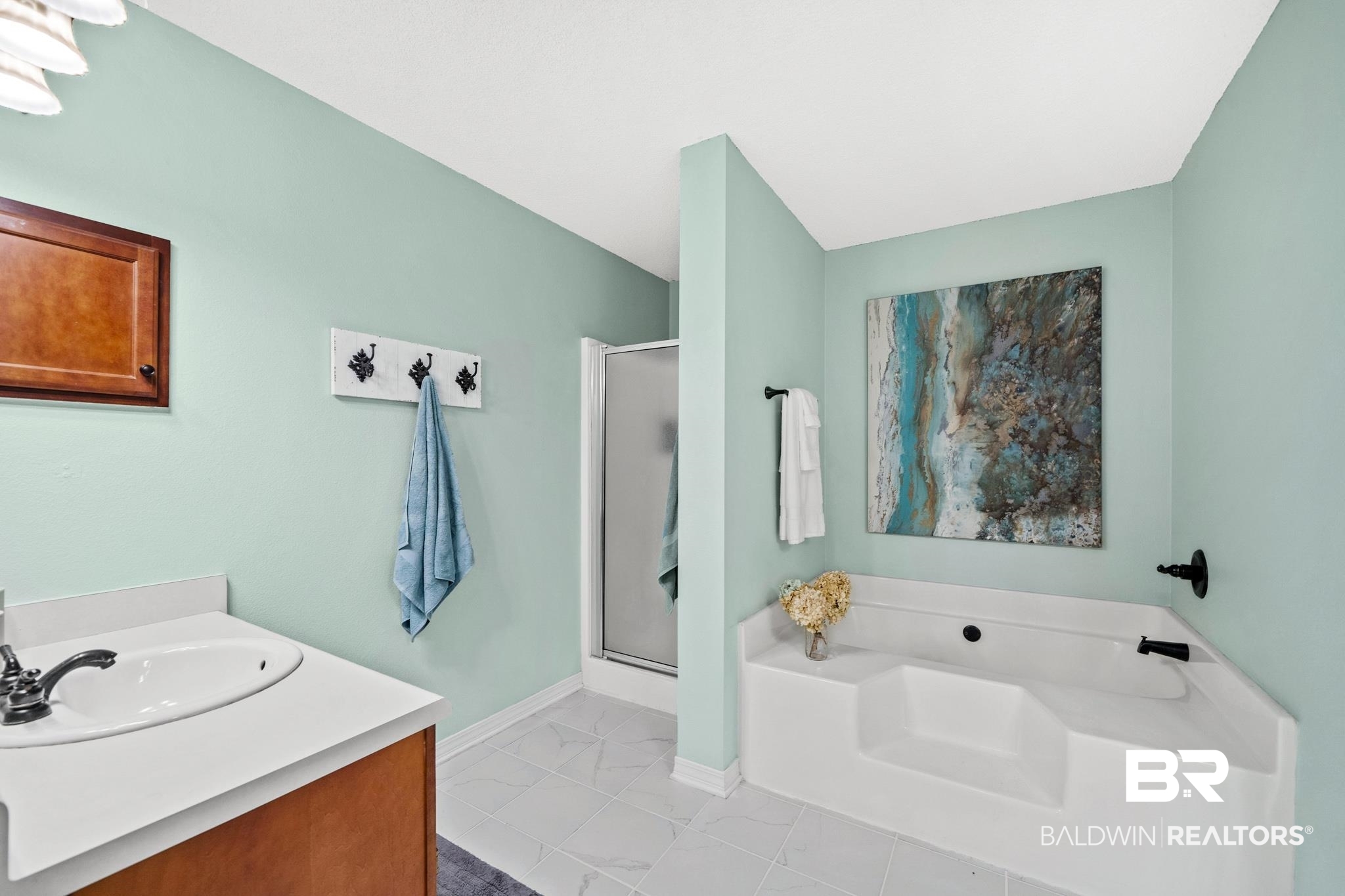 28524 Turkey Branch Drive Daphne, AL 36526 - Photo 23 of 32 Parimary Bath