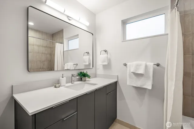 $749,000 | 713 North 70th Street, Seattle, WA 98103