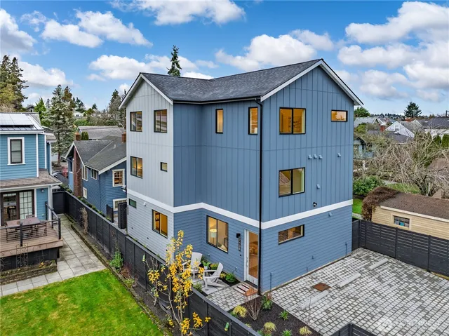$749,000 | 713 North 70th Street, Seattle, WA 98103