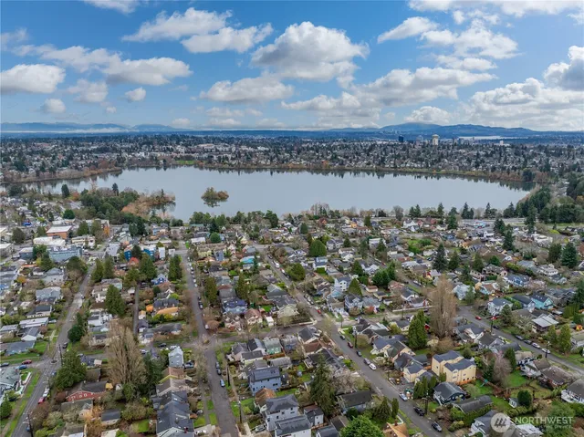 $749,000 | 713 North 70th Street, Seattle, WA 98103