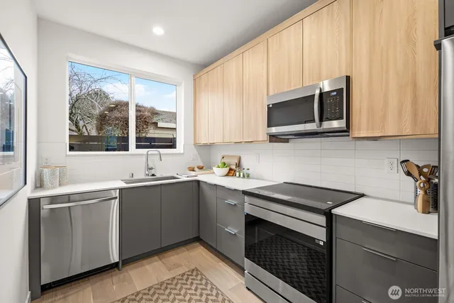 $749,000 | 713 North 70th Street, Seattle, WA 98103