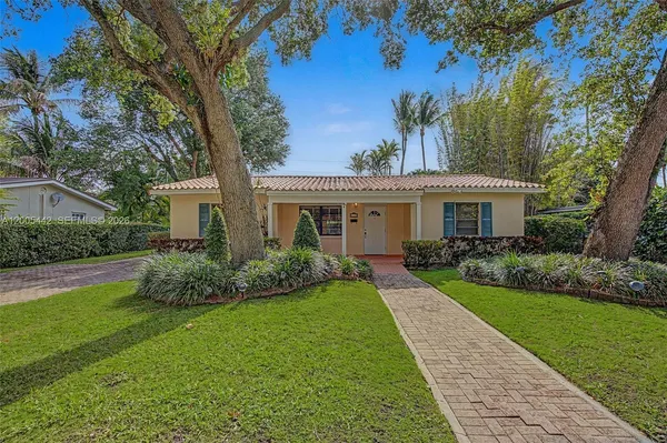 $4,800 | 8115 Southwest 63rd Place, Miami, FL 33143