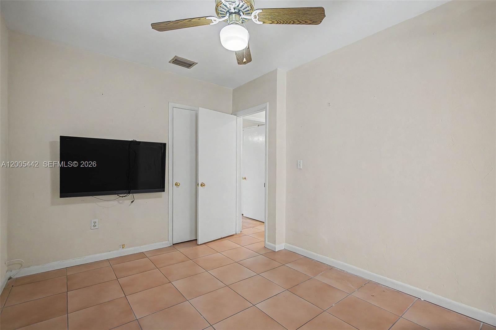 8115 Southwest 63rd Place Miami, FL 33143 - Photo 16 of 32