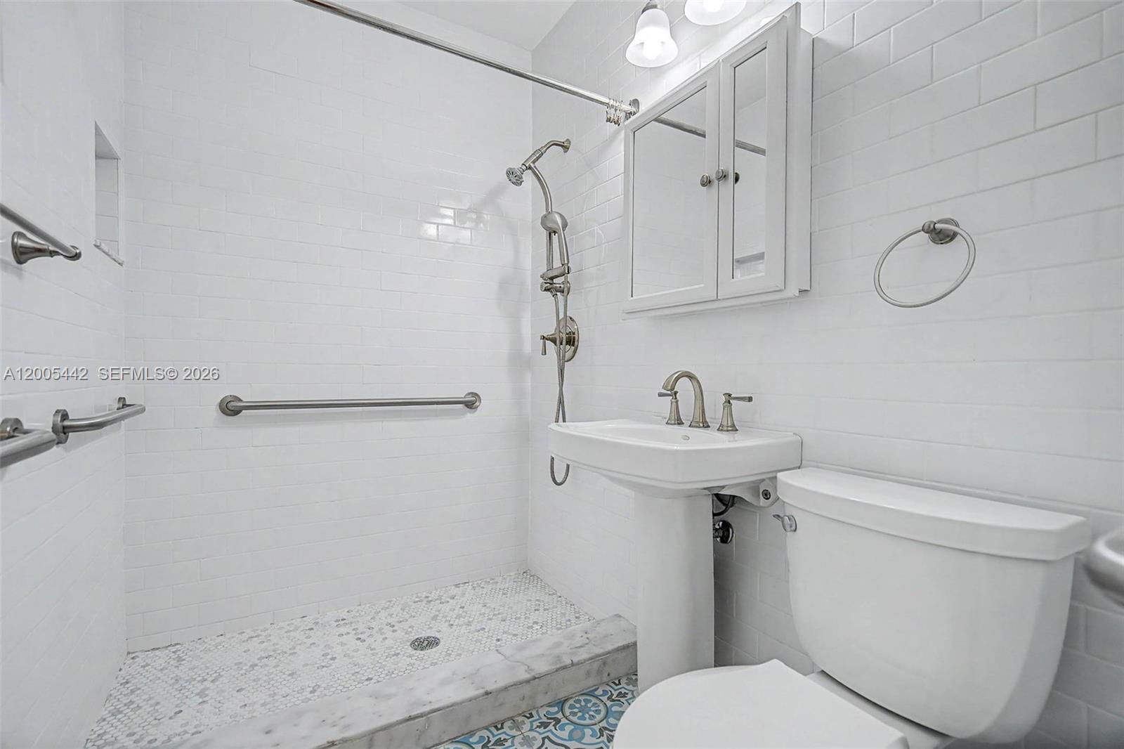 8115 Southwest 63rd Place Miami, FL 33143 - Photo 17 of 32