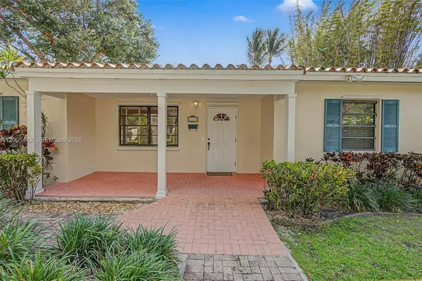 $4,800 | 8115 Southwest 63rd Place, Miami, FL 33143