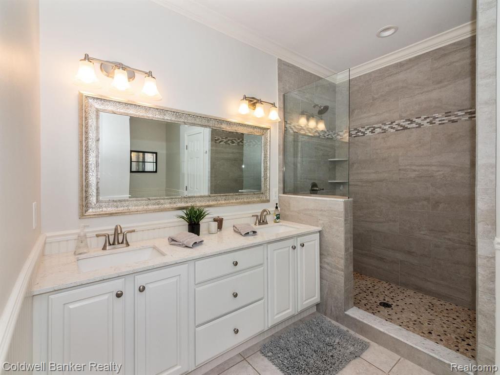 3817 Windingbrook Circle Rochester Hills, MI 48309 - Photo 38 of 46