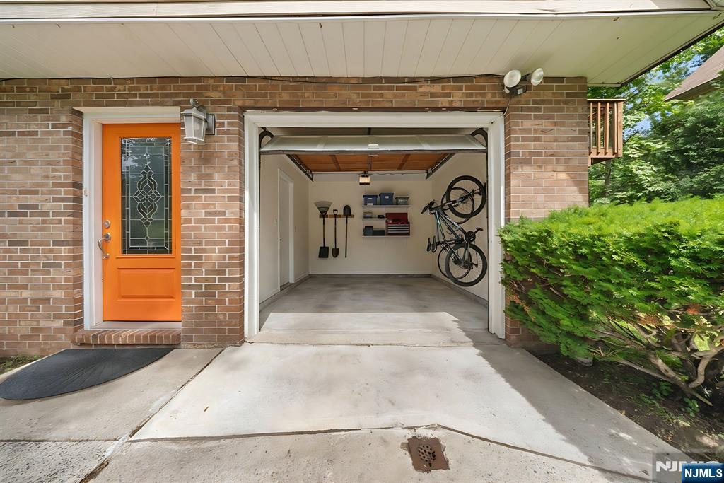 132 Spring Street Leonia, NJ 07605 - Photo 6 of 47