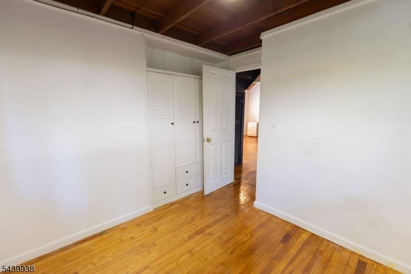 19 Lonaconing Road Vernon, NJ 07422 - Photo 9 of 23