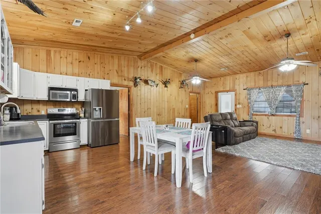 $325,000 | 44 J Highway, Plattsburg, MO 64477