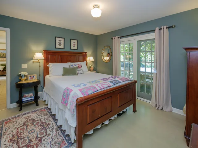 $995,000 | 21520 Swafford Road, Battle Creek, MI 49017