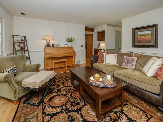 $995,000 | 21520 Swafford Road, Battle Creek, MI 49017