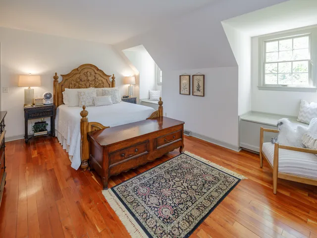 $995,000 | 21520 Swafford Road, Battle Creek, MI 49017