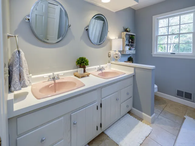 $995,000 | 21520 Swafford Road, Battle Creek, MI 49017