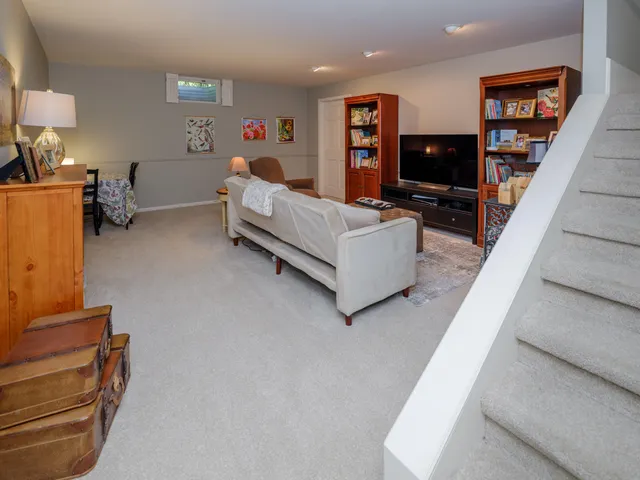 $995,000 | 21520 Swafford Road, Battle Creek, MI 49017