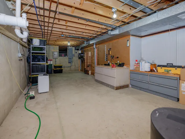 $995,000 | 21520 Swafford Road, Battle Creek, MI 49017