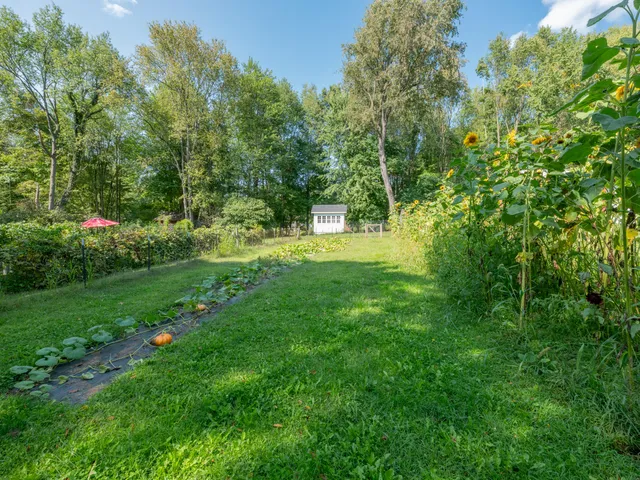 $995,000 | 21520 Swafford Road, Battle Creek, MI 49017