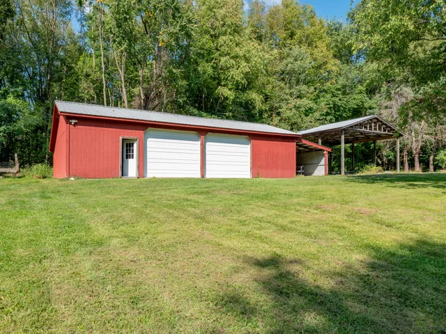 $995,000 | 21520 Swafford Road, Battle Creek, MI 49017