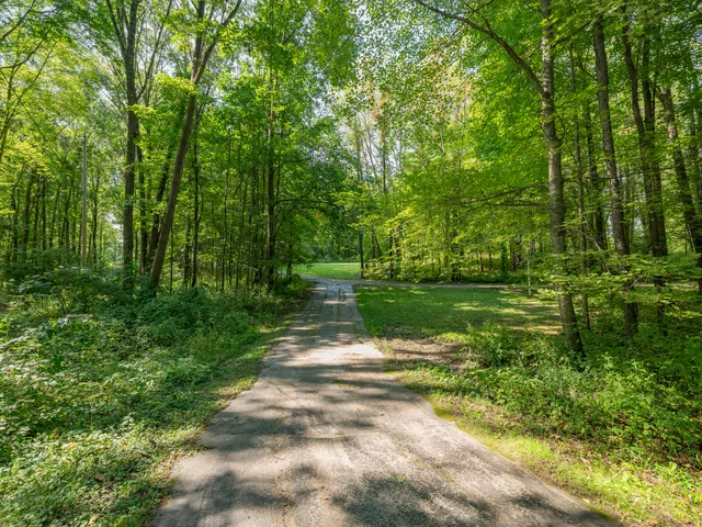 $995,000 | 21520 Swafford Road, Battle Creek, MI 49017