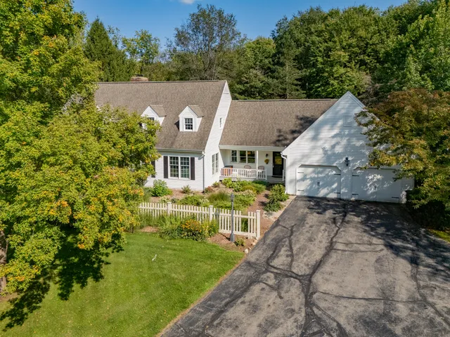 $995,000 | 21520 Swafford Road, Battle Creek, MI 49017