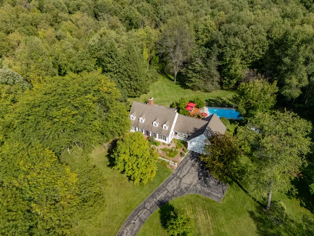 $995,000 | 21520 Swafford Road, Battle Creek, MI 49017