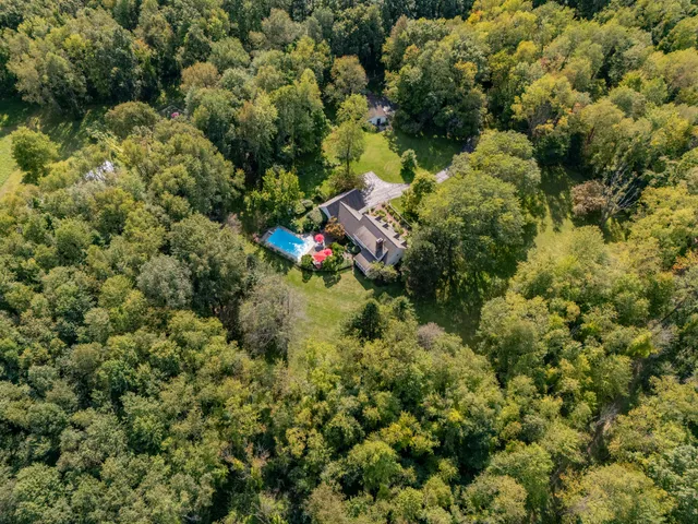 $995,000 | 21520 Swafford Road, Battle Creek, MI 49017