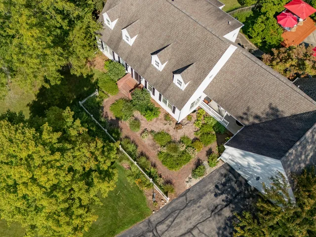 $995,000 | 21520 Swafford Road, Battle Creek, MI 49017