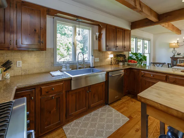 $995,000 | 21520 Swafford Road, Battle Creek, MI 49017