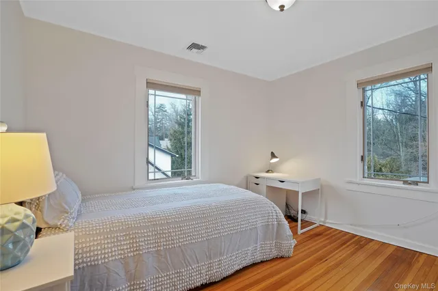 $1,595,000 | 425 Washington Avenue, Pelham, NY 10803