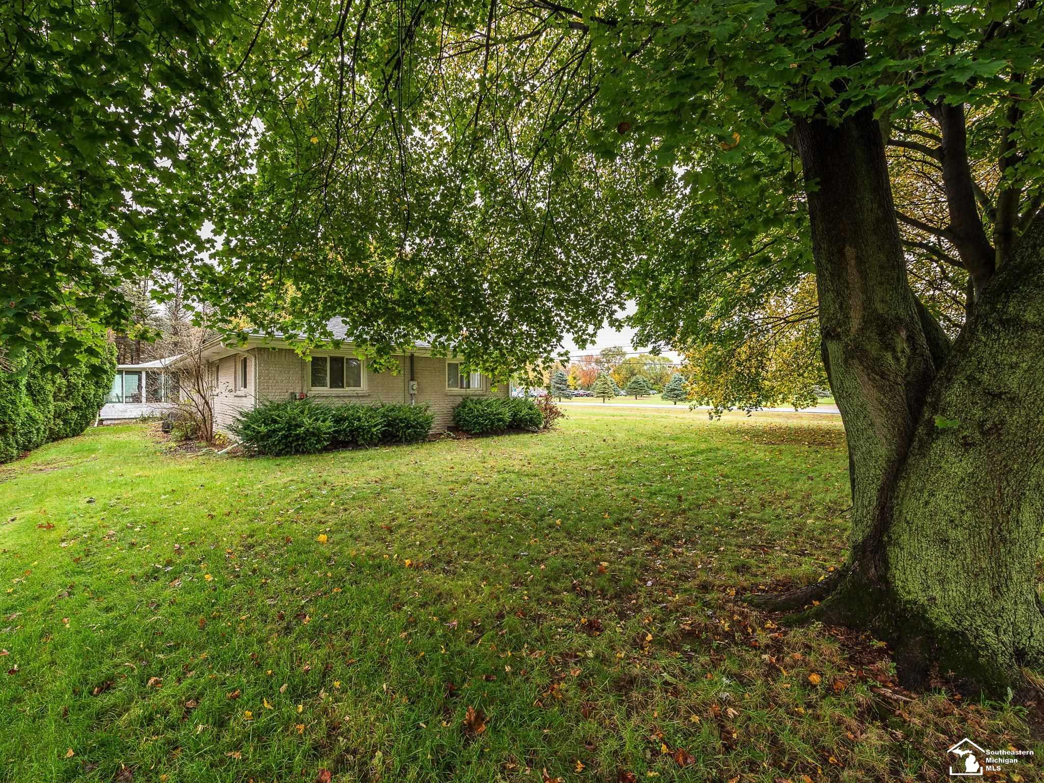 8901 Jackman Road Temperance, MI 48182 - Photo 37 of 47