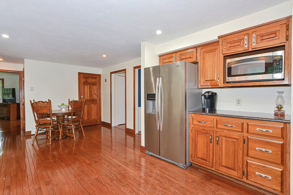 3 Pease Road Upton, MA 01568 - Photo 8 of 42 Gallery Image 8