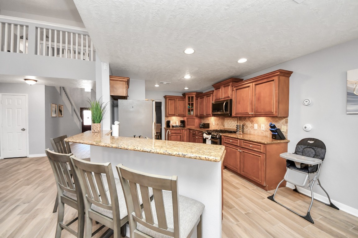 12711 Laurel Bank Way Houston, TX 77014 - Photo 13 of 49