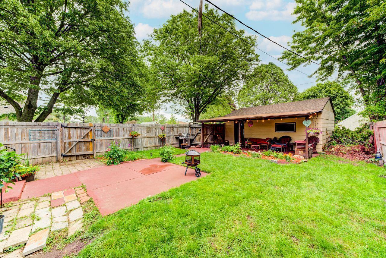 1288 Rice Street St. Paul, MN 55117 - Photo 3 of 21 Gallery Image 3