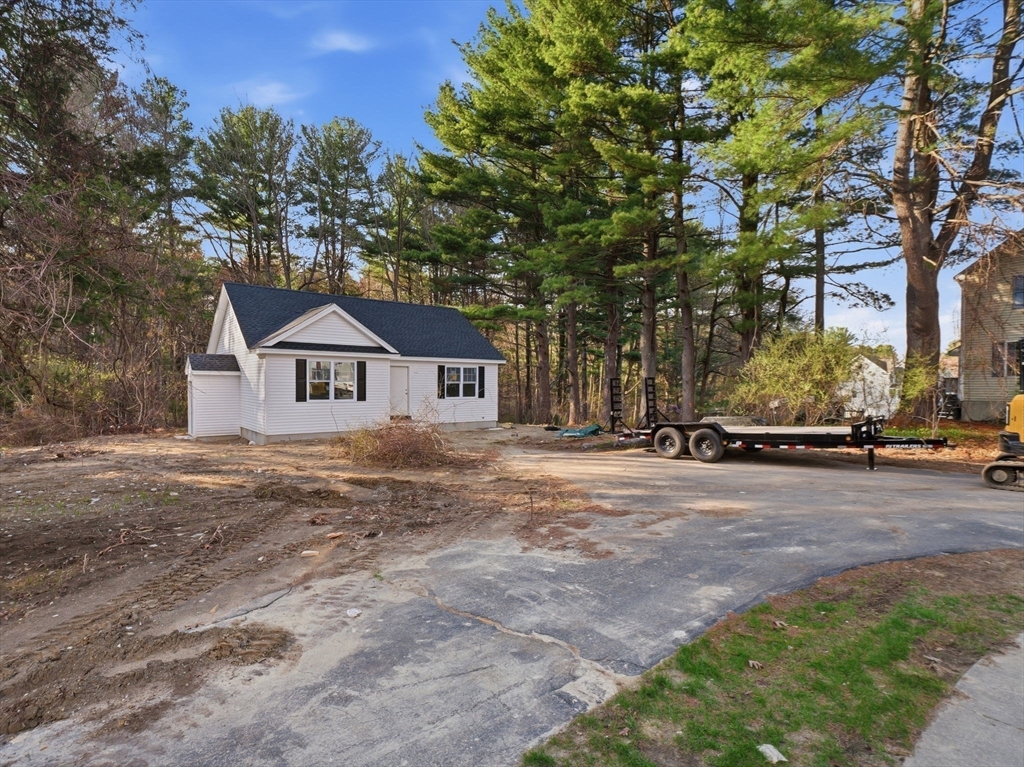 285 West Meadow Road Lowell, MA 01854 - Photo 33 of 33 Gallery Image 33